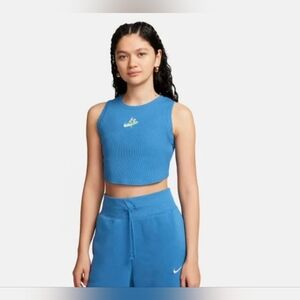 Nike - Blue Women's Crop Top- NWT Floral Size Large